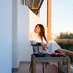 Bed & Breakfast Kiano Alikí