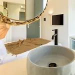 Kiano Bed & Breakfast 4*