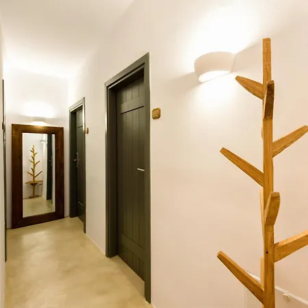 Kiano Bed & Breakfast