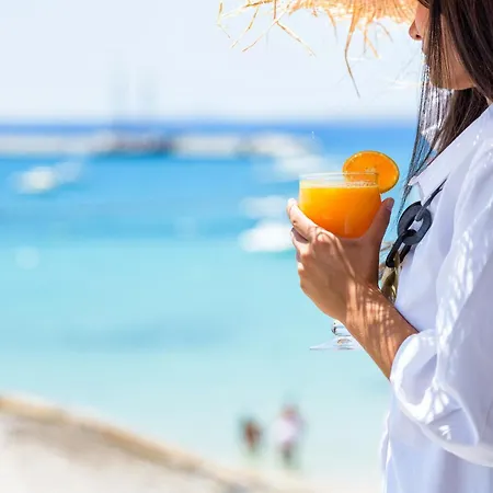 Kiano Aliki (Paros)