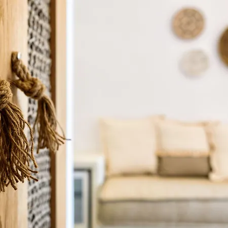 Kiano Bed & Breakfast 4*